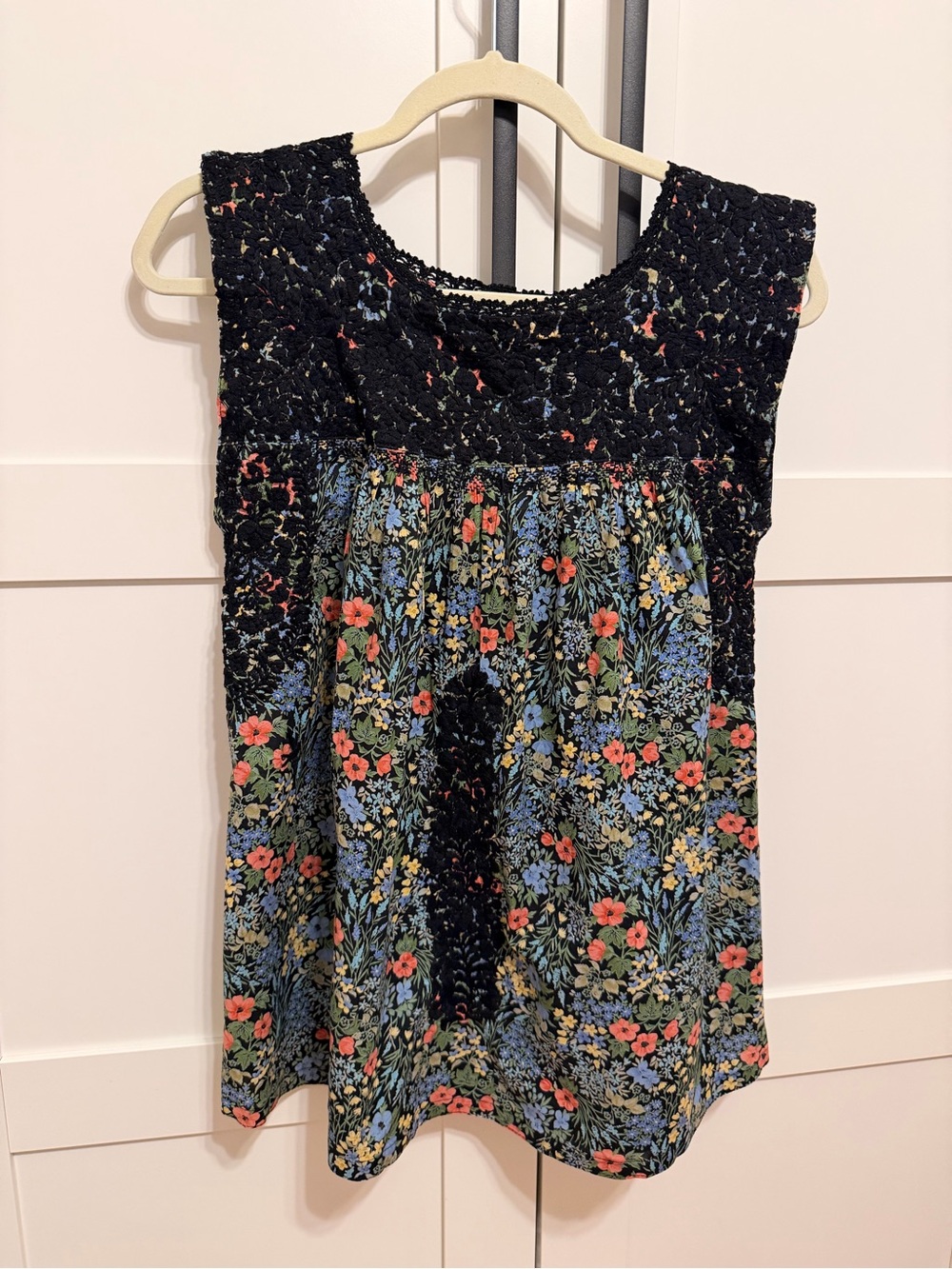 Mi Golondrina Black Floral Smocked Tank Top - Women's